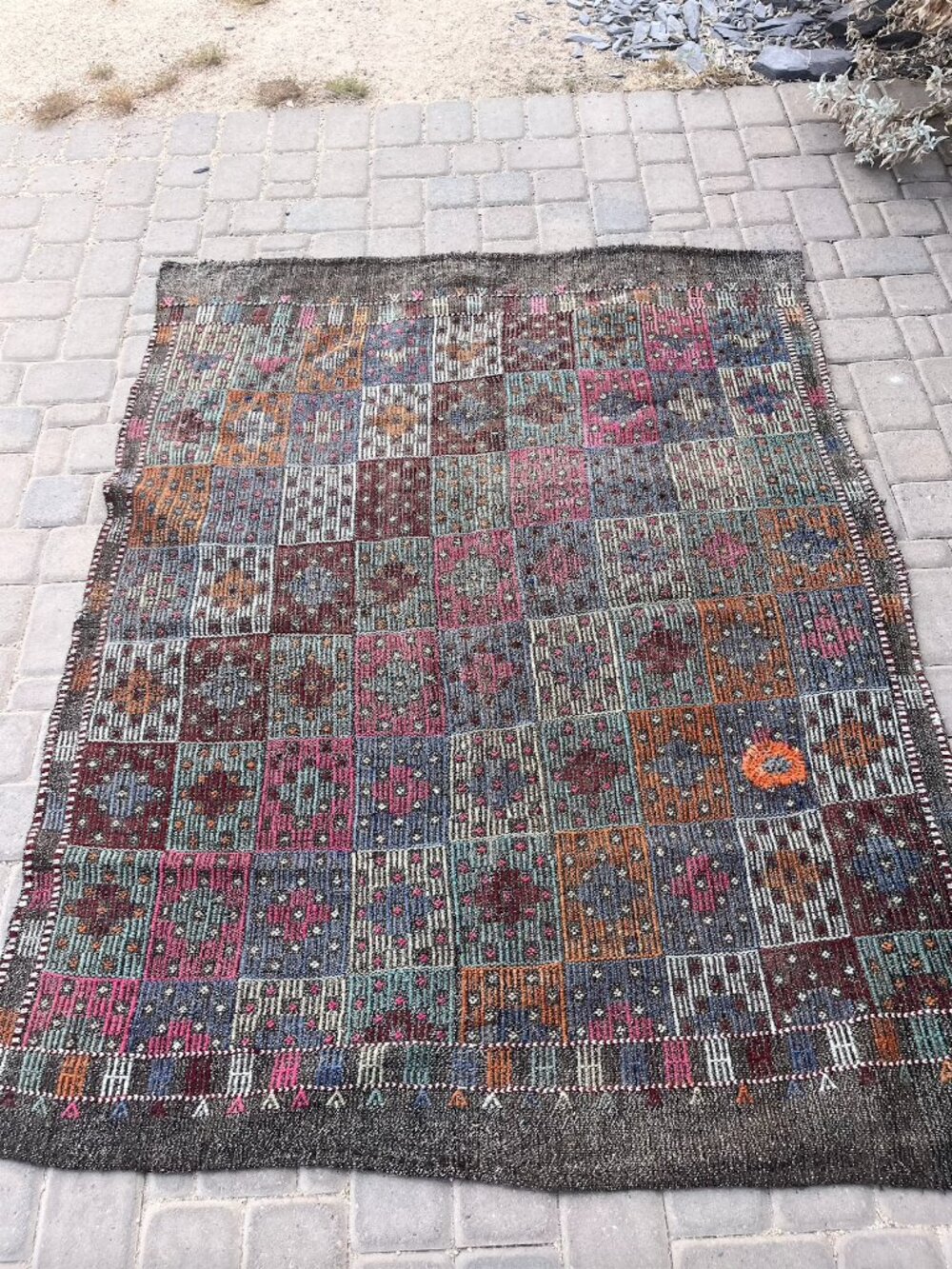 Hand-knotted Moroccan Rug Distressed 60"x76"